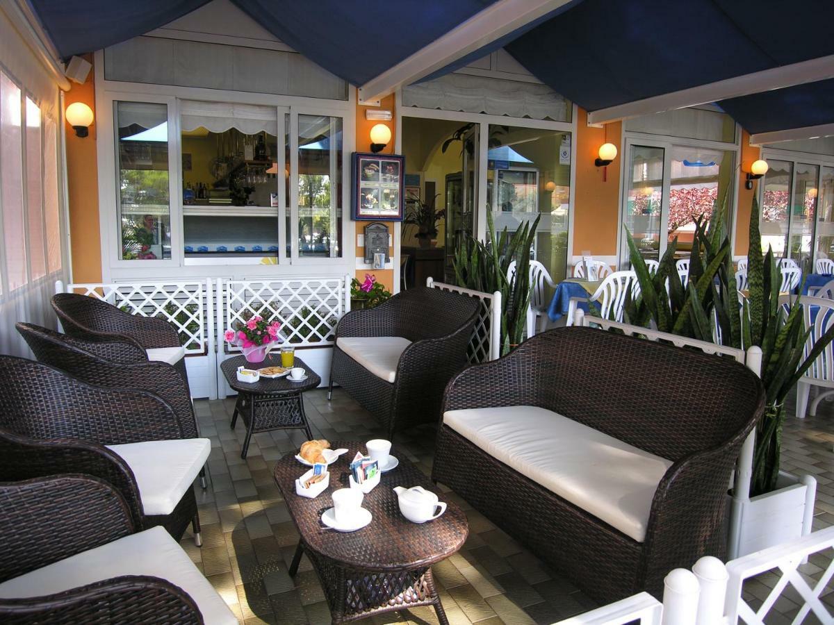 Hotel Garni Tahiti 비비오네 외부 사진