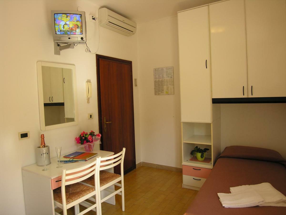 Hotel Garni Tahiti 비비오네 외부 사진